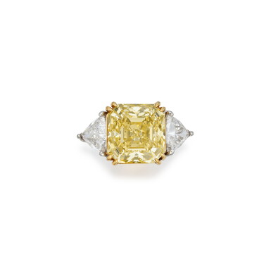 View full screen - View 1 of Lot 63. Fancy Intense Yellow Diamond and Diamond Ring | 彩鑽及鑽石戒指.