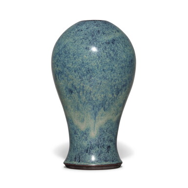 View full screen - View 1 of Lot 84. A Yixing Jun-imitation vase, Qing dynasty, 19th century.