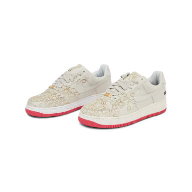 View full screen - View 1 of Lot 8227. Air Force 1 Low Ueno Sakura, 2005 | 球鞋,2005年.