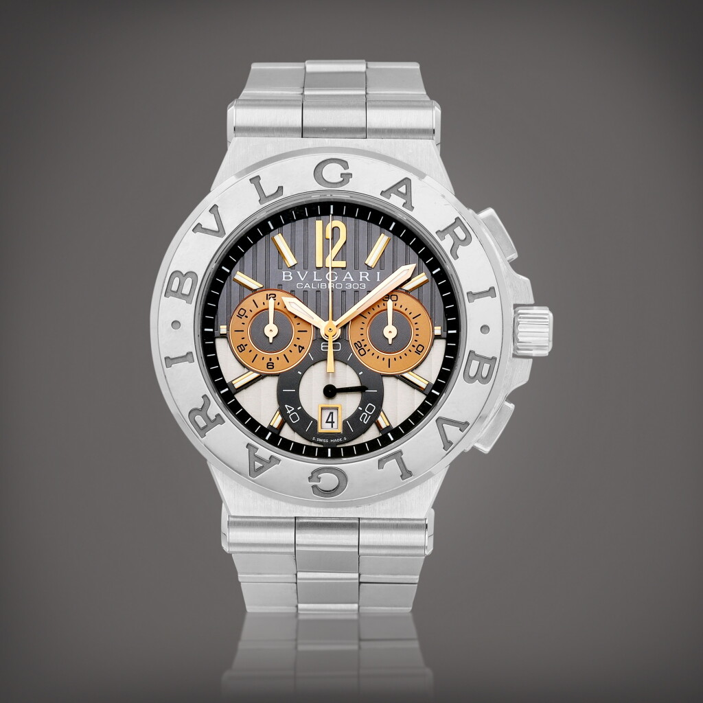 View full screen - View 1 of Lot 985. Diagono Calibro 303 | A stainless steel chronograph bracelet watch with date and white gold bezel, Circa 2009 | 寶格麗 | Diagono Calibro 303 | 精鋼計時鏈帶腕錶,備日期顯示及白金錶圈,約2009年製.