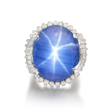 View full screen - View 1 of Lot 1866. STAR SAPPHIRE AND DIAMOND RING | 天然 「斯里蘭卡」未經加熱星光藍寶石 配 鑽石 戒指.