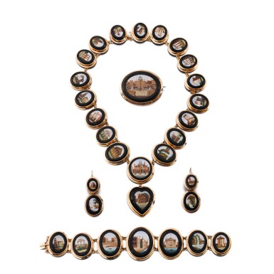 View full screen - View 1 of Lot 2. Parure or et micromosaique | Gold and micromosaic parure.