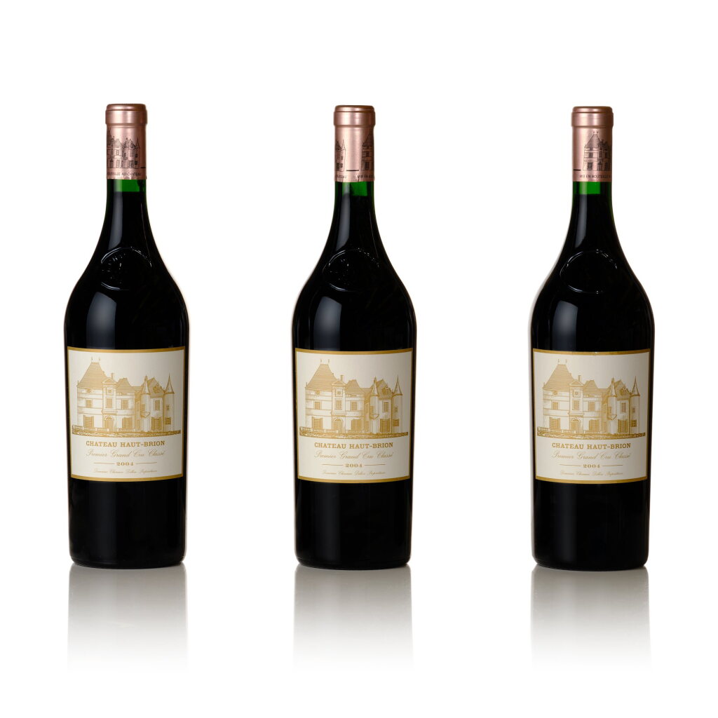 Voir en plein écran - Voir 1 du lot 30. Château Haut Brion 2004 (6 MAG).