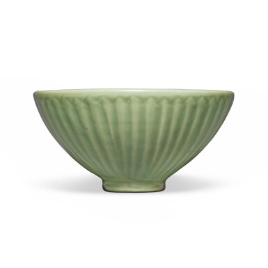 View full screen - View 1 of Lot 157. A ‘Longquan’ celadon-glazed 'chrysanthemum' bowl, Ming dynasty | 明 龍泉窰青釉菊瓣紋盌.