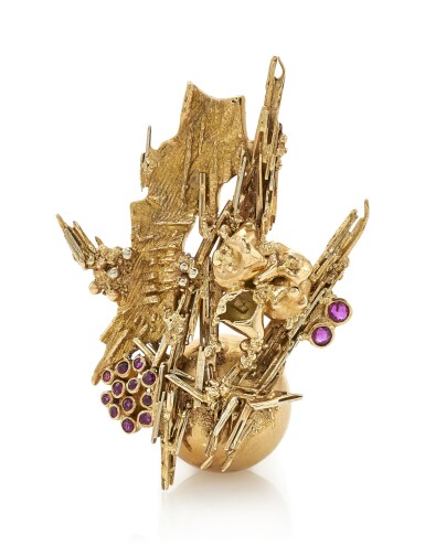 View full screen - View 1 of Lot 79. RUBY BROOCH (SPILLA CON RUBINI), ARNALDO POMODORO.