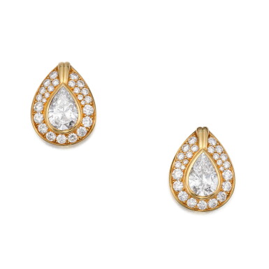 View full screen - View 1 of Lot 60. Pair of Gold and Diamond Earclips | 一對黃金及鑽石耳夾.