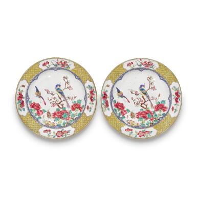 View full screen - View 1 of Lot 171. A pair of Canton enamel ‘flower and birds' dishes, Qing dynasty, Yongzheng period | 清雍正 廣東銅胎畫琺瑯花鳥紋盤一對.