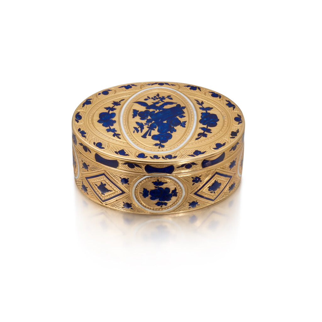 View full screen - View 1 of Lot 408. A Small Gold and Enamel Snuff Box, Hanau, Circa 1780.