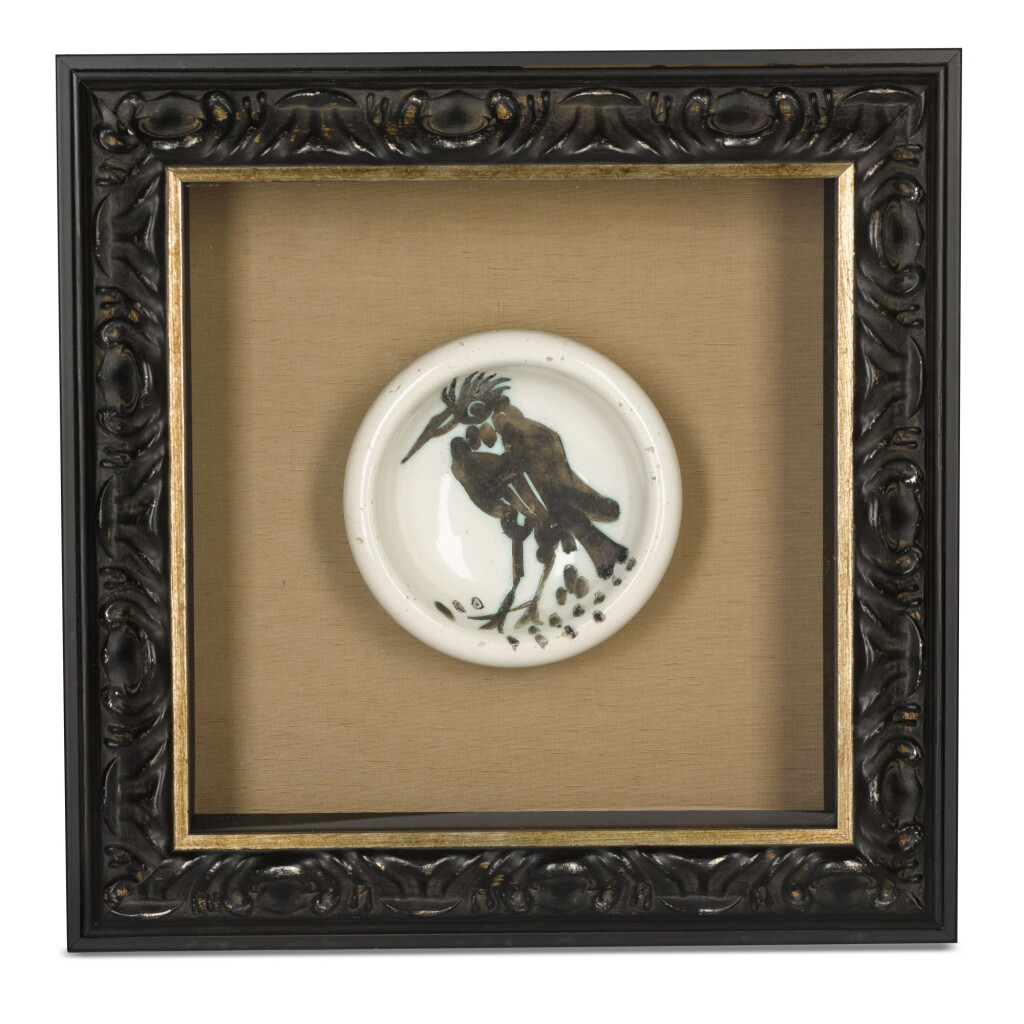 View full screen - View 1 of Lot 20. PABLO PICASSO | OISEAU À LA HUPPE (A. R. 173).