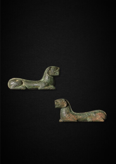 View full screen - View 1 of Lot 3619. An inscribed bronze 'Yangqu Hujun' tiger tally set, Northern Wei dynasty | 北魏 陽曲護軍虎符一組 銘文:皇帝與陽曲護軍銅虎符第三、陽曲護軍、銅虎符左、銅虎符右.
