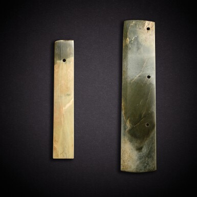 View full screen - View 1 of Lot 7833. A jade axe and a jade blade, Neolithic period | 新石器時代 玉鏟及玉刀.
