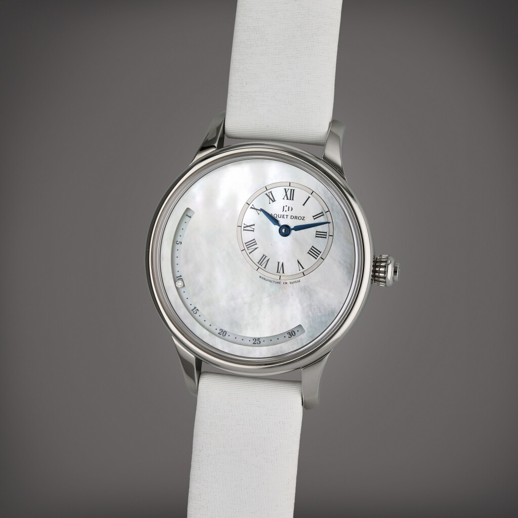 View full screen - View 1 of Lot 523. Reference J021010208 Astrale Petite Heure | A stainless steel automatic wristwatch with date and Mother of pearl dial, Circa 2015.