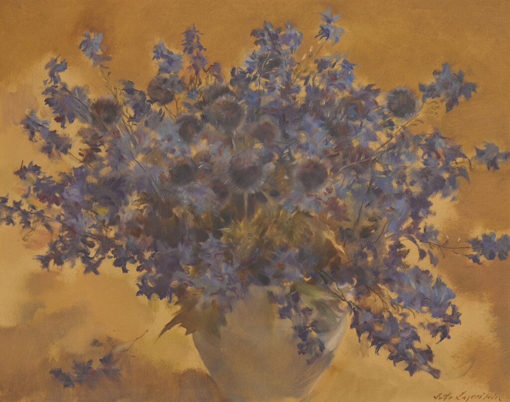 View full screen - View 1 of Lot 163. Blauer Rittersporn mit Silberdisteln (Blue Delphinium with Silver Thistle).