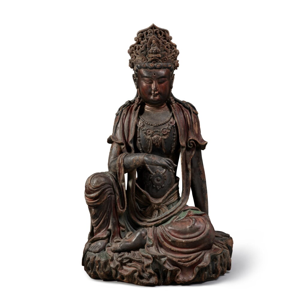 View full screen - View 1 of Lot 268. A large polychrome-painted and gilt-lacquered wood figure of Avalokiteshvara | 木漆金加彩觀音坐像.