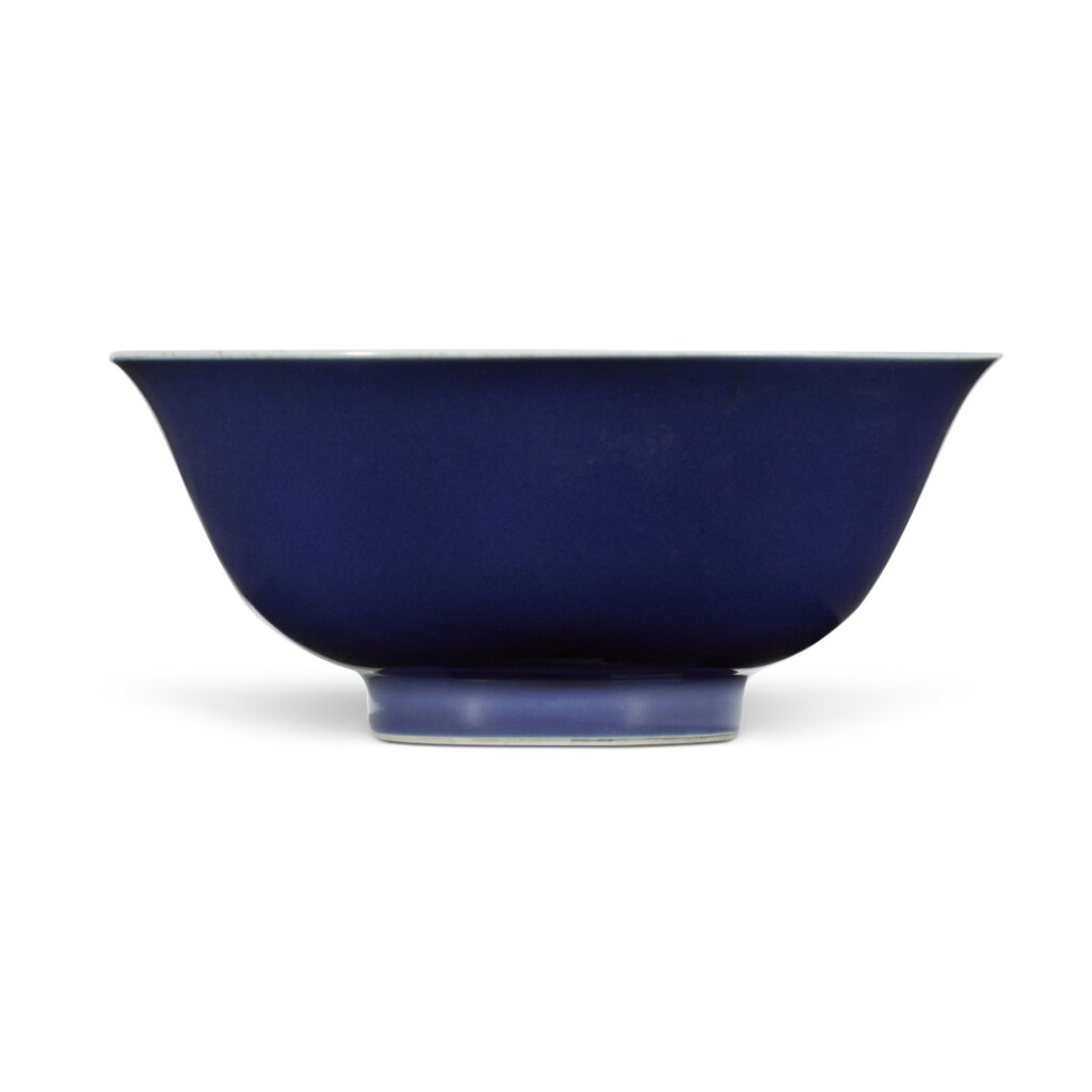 View full screen - View 1 of Lot 83. A blue-glazed bowl, Seal mark and period of Qianlong | 清乾隆 藍釉盌 《大清乾隆年製》款.