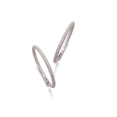 View full screen - View 1 of Lot 991. Pair of diamond earrings.