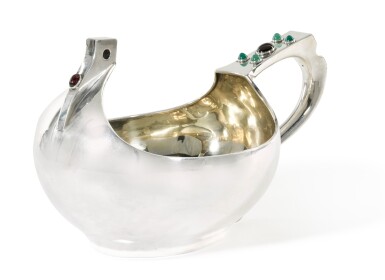 View full screen - View 1 of Lot 137. A LARGE AND IMPRESSIVE GEM-SET PARCEL-GILT SILVER KOVSH, MAKER'S MARK 'PB' IN CYRILLIC, MOSCOW, 1908-1917.