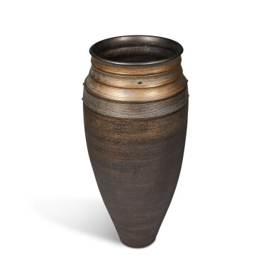 View full screen - View 1 of Lot 868. Monumental Amphora Vase.