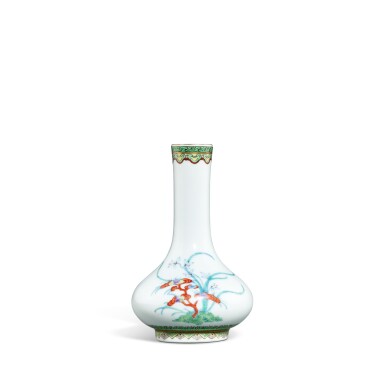 View full screen - View 1 of Lot 3359. A doucai 'flower' vase, Qing dynasty, 18th century | 清十八世紀 闘彩花卉紋荸薺小瓶 《大明成化年製》寄託款.