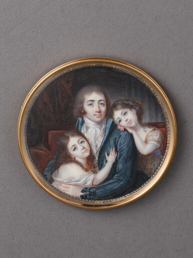 View full screen - View 1 of Lot 28. A circular miniature on ivory representing a father and his two daughters, French School, circa 1800 | Miniature ronde sur ivoire représentant un père et ses deux filles, école française, vers 1800.