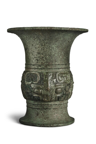 View full screen - View 1 of Lot 236. A rare and impressive inscribed archaic bronze ritual wine vessel (Zun), Early Western Zhou dynasty | 西周初 虎尊.