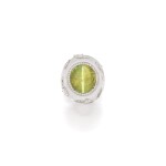 CAT'S EYE CHRYSOBERYL, ROCK CRYSTAL AND DIAMOND RING 12.03卡拉 天然 「斯里蘭卡」金綠貓眼石 配 白水晶 及 鑽石 戒指