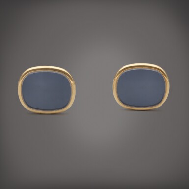 View full screen - View 1 of Lot 216. Ellipse | A pair of yellow gold cufflinks, Circa 1995 .