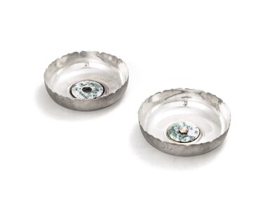 View full screen - View 1 of Lot 332. Pair of Portuguese silver saucers centered with jadeite, Luiz Ferreira, Porto, modern.