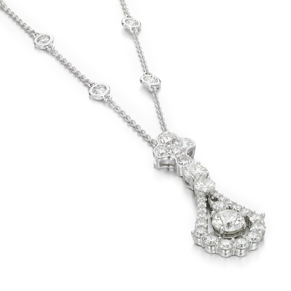 View full screen - View 1 of Lot 167. Diamond necklace.