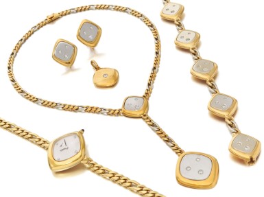 View full screen - View 1 of Lot 205. Collection of diamond jewels (Collezione di gioielli in diamanti).