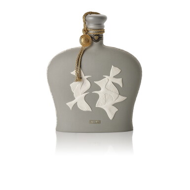 View full screen - View 1 of Lot 2007. 三得利 Wedgwood Exclusively for Suntory 43.0 abv NV (1 BT75).