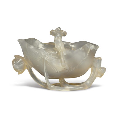 View full screen - View 1 of Lot 135. An agate lotus-form washer, Qing dynasty, 19th century.