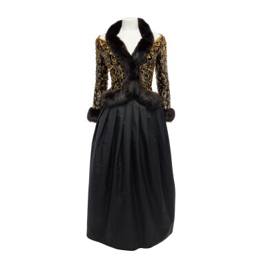 View full screen - View 1 of Lot 7. By Karl Lagerfeld Important Haute Couture Evening Ensemble, Autumn-Winter 1983-84.