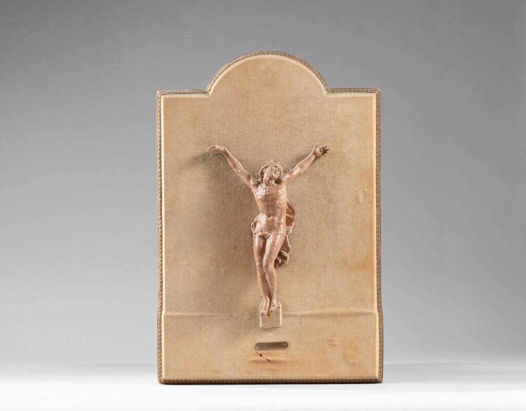View full screen - View 1 of Lot 22. Le Christ en croix (Christ on the cross).