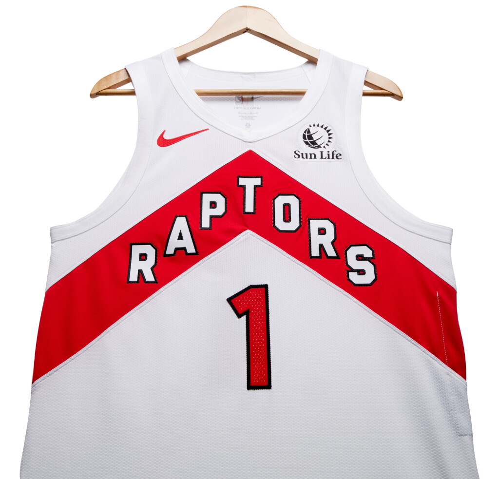 全萤幕检视 - 查看131Gradey Dick Toronto Raptors 2023-2024 Game Worn Association Edition Jersey的1
