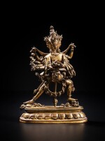 Statuette de Chakrasamvara en bronze doré, Tibet, XVIe siècle | A gilt-bronze figure of Chakrasamvara, Tibet, 16th century