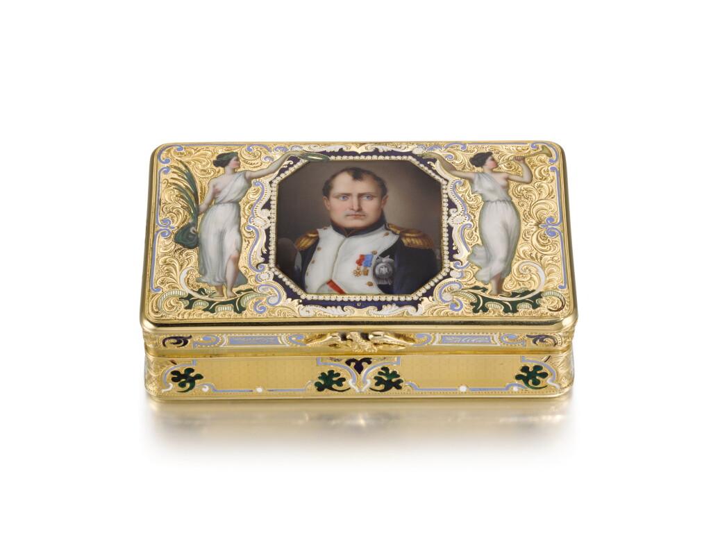 View full screen - View 1 of Lot 52. A GOLD AND ENAMEL COMMEMORATIVE SNUFF BOX WITH PORTRAIT OF NAPOLEON, PROBABLY GENEVA, MID 19TH CENTURY.