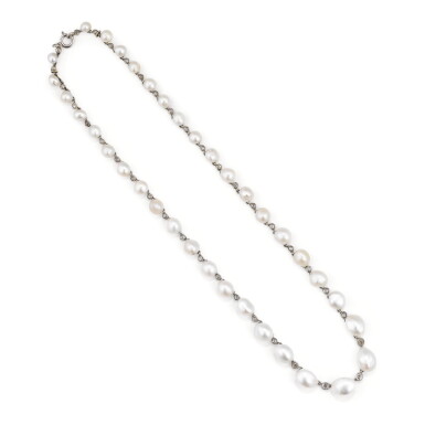 View full screen - View 1 of Lot 26. COLLIER PERLES FINES ET DIAMANTS | NATURAL PEARL AND DIAMOND NECKLACE.