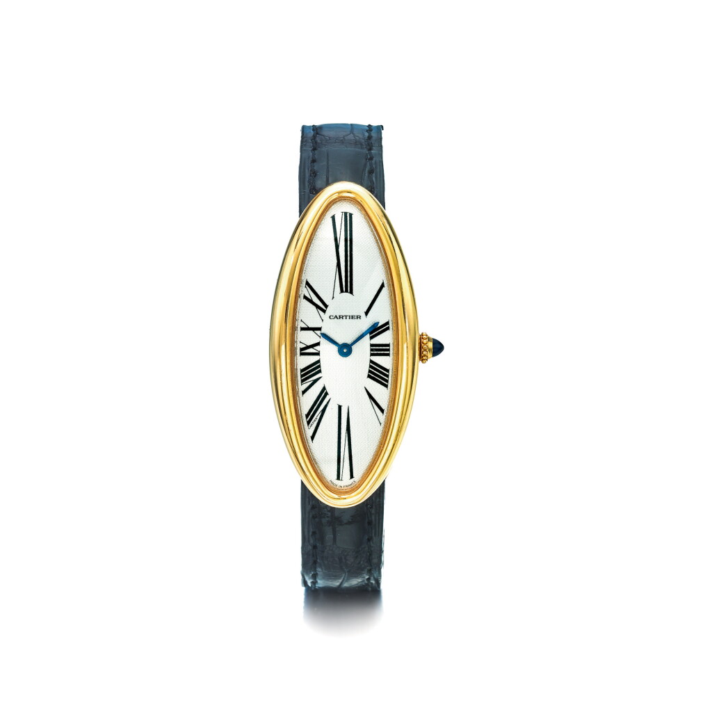 View full screen - View 1 of Lot 890. CARTIER | REF 2515 BAIGNOIRE ALLONGÉE, A PINK GOLD ELONGATED OVAL WRISTWATCH, CIRCA 2008 | 卡地亞 | 2515型號「BAIGNOIRE ALLONGÉE」粉紅金腕錶,年份約2008.