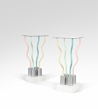 View full screen - View 1 of Lot 110. Paire de tables d'appoint Le Strutture Tremano.