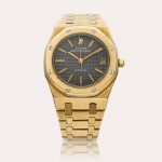 Reference 4100BA Royal Oak | Retailed by Bulgari: A yellow gold automatic wristwatch with date and bracelet, Circa 1977