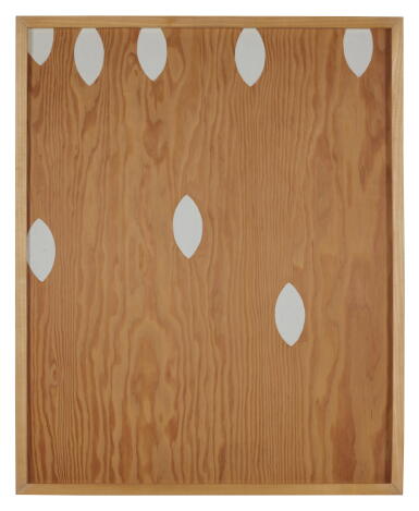 View full screen - View 1 of Lot 431. White Knot: 9.