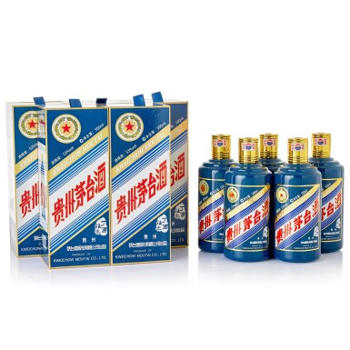 View full screen - View 1 of Lot 8554. 2017年產 "五星牌"貴州茅台酒 - 雞年生肖Kweichow Moutai Five Star Year of the Rooster 2017 (5 BT50).