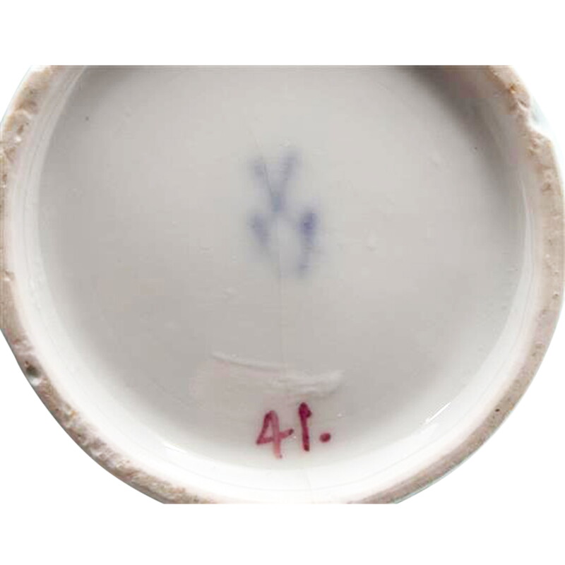 Cover image 0