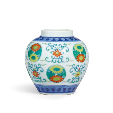 View full screen - View 1 of Lot 3640. A doucai 'lotus and chrysanthemum' jar Seal mark and period of Qianlong | 清乾隆 鬪彩番蓮團菊紋罐 《大清乾隆年製》款.