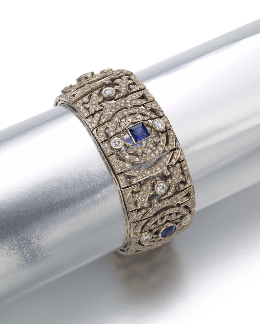 View full screen - View 1 of Lot 84. SAPPHIRE AND DIAMOND BRACELET.