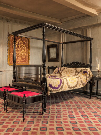 View full screen - View 1 of Lot 120. An Anglo-Indian ebony four-poster bed, Ceylon, mid-19th century | Lit à baldaquin en ébène, travail anglo-indien, Ceylan, milieu du XIXe siècle .