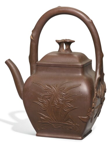 View full screen - View 1 of Lot 39. A 'YIXING' TEAPOT AND COVER.