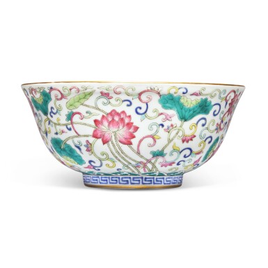 View full screen - View 1 of Lot 589. A famille-rose and underglaze-blue 'lotus' bowl, Mark and period of Xuantong | 清宣統 外粉彩內青花蓮紋盌 《大清宣統年製》款.