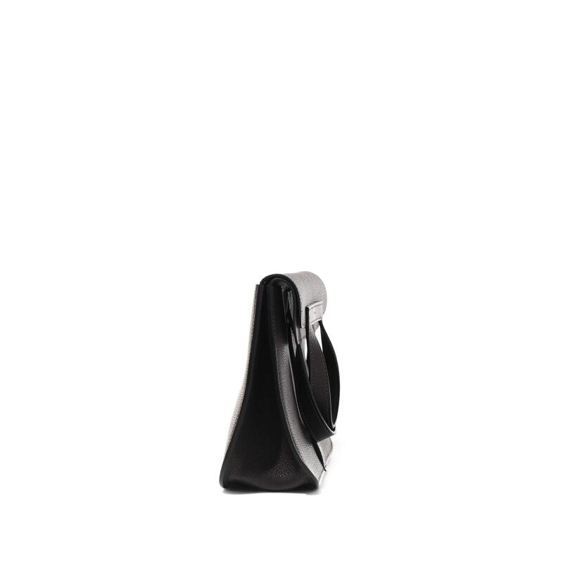 Cover image 0